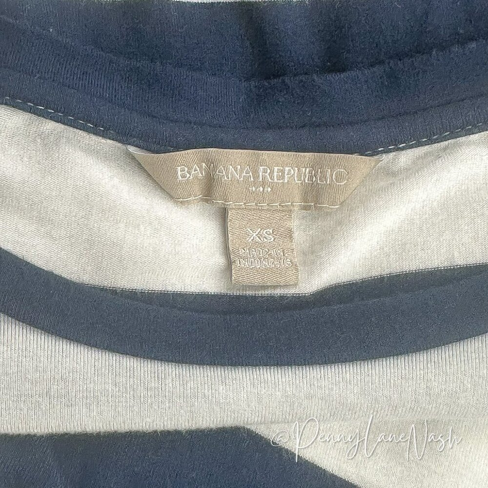 Banana Republic Striped Relaxed Pocket Tee XS Navy/White - Picture 5 of 10